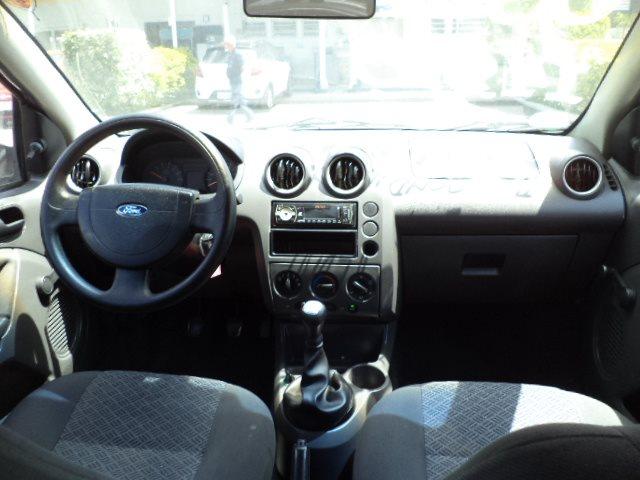FIESTA 2005/2005 1.0 MPI PERSONNALITÉ SEDAN GASOLINA 4P MANUAL - Foto 5