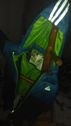 Jaqueta da Adidas original e Som Philips Original e Relógio Orient - Foto 6