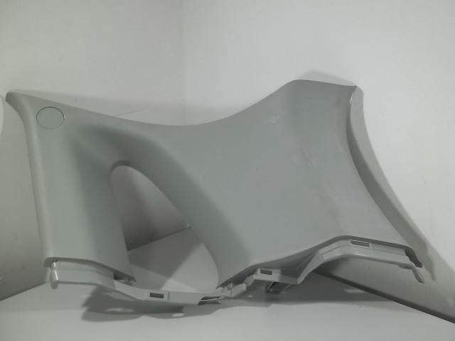 Acabamento Da Coluna Traseira Direita Mitsubishi Asx 2012