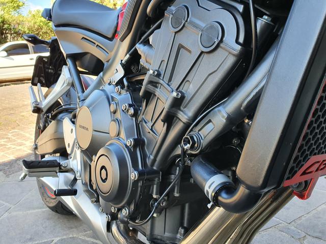 CB 650 F 2019/2019 semi nova 3.600 km - Foto 4
