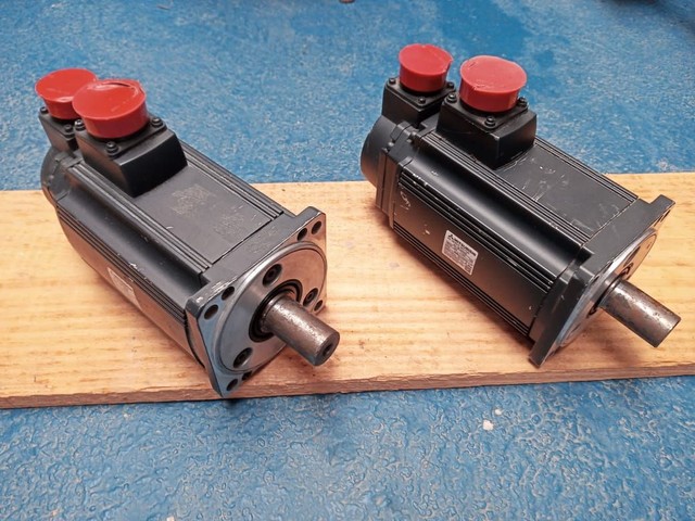 Servo motor trifásico.