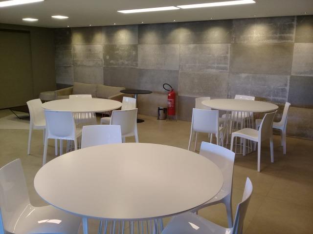3 Quartos no coração do Farol com Porcelanato e 2 Vagas - Foto 3