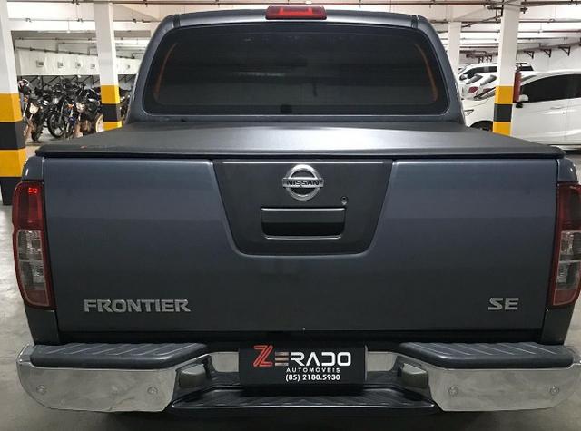 Nissan Frontier 2.5 SE 4x4 - Foto 4