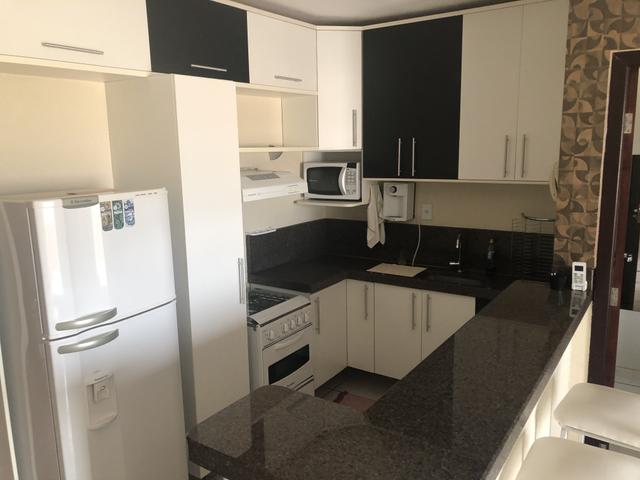 Alugo excelente apartamento mobiliado no centro da cidade - Foto 4