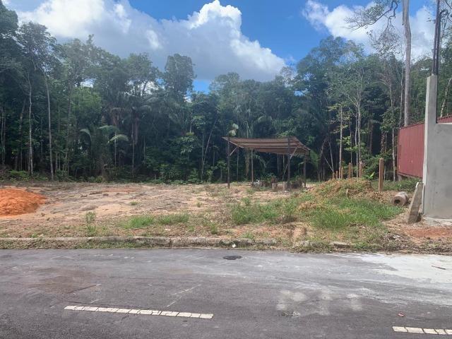 Presidente Figueiredo, lote no Cd. Bosque das aguas terreno 20x60, com registro