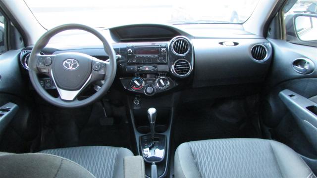 TOYOTA ETIOS 2018/2019 1.5 X PLUS 16V FLEX 4P AUTOMÁTICO - Foto 12