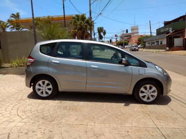 HONDA FIT LX 1.4 16V FLEX AUT. 2014 - Foto 5