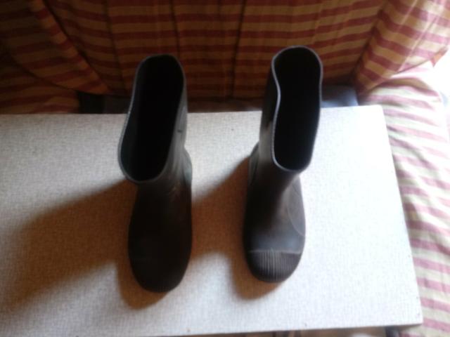 Bota de borracha. 34/35 - Foto 2