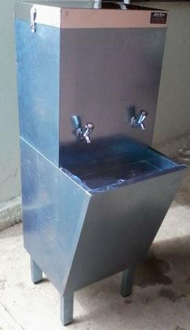 Bebedouro Industrial e Escolar