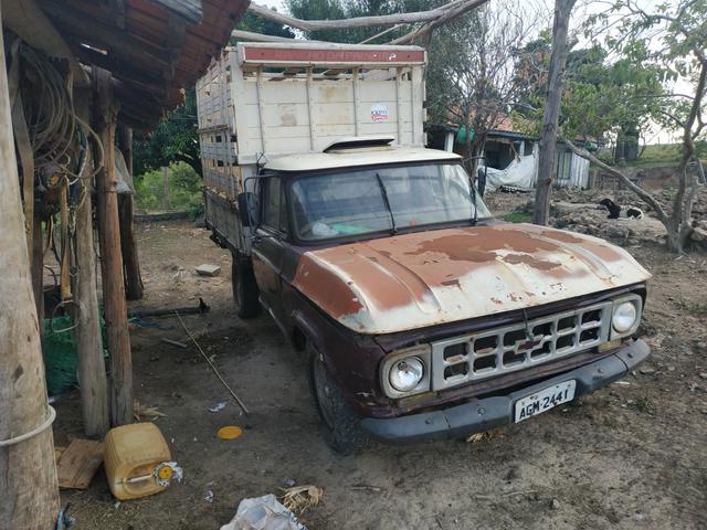 Caminhonete boiadeira A10 diesel