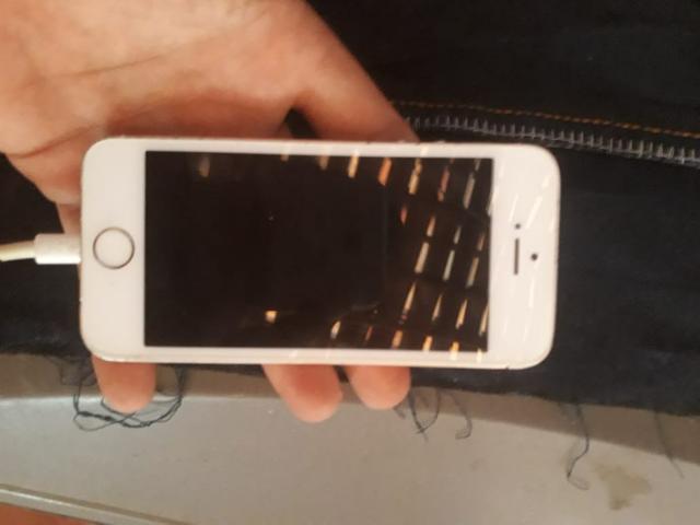 IPhone 5s biometria parou - Foto 4