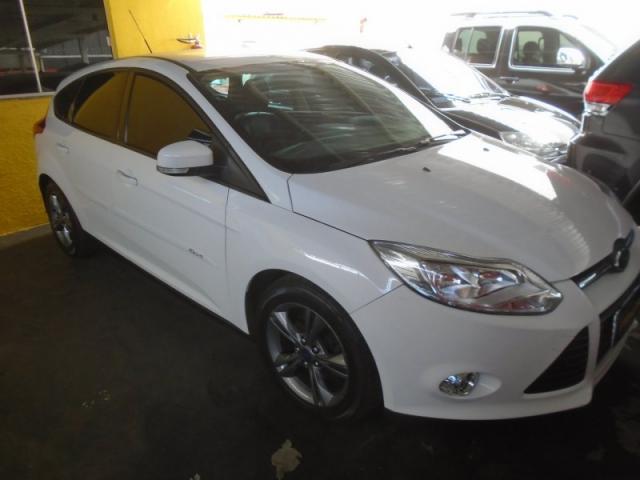 Ford Focus SE 1.6 Branco - Foto 5