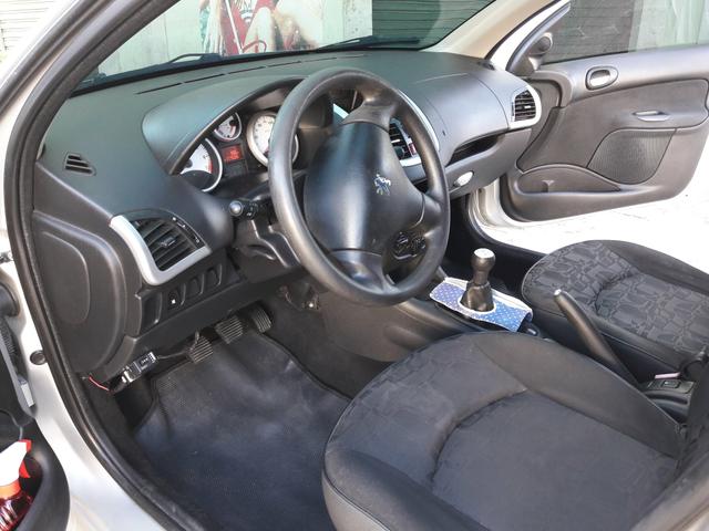 Peugeot 207 Passion 1.4 - Foto 5
