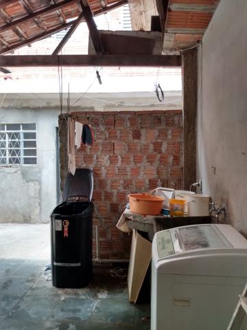 Vende-se com sobrado no fundo R$180.000 - Foto 5