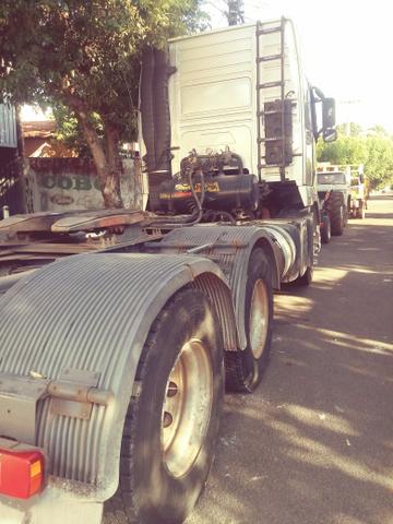 Volvo fh 540 6x4 com bicaçamba - Foto 2