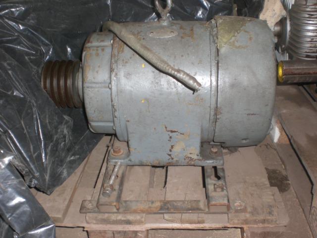 Motor elétrico 5 CV 880 RPM Trifásico - Foto 2