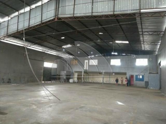 Galpão 1500m² na Principal do Multirão
