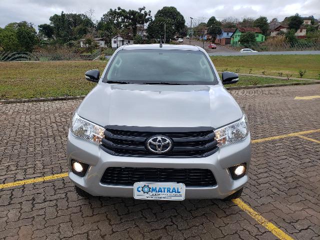 Toyota Hilux STD 2.8TDi 4x4 - Foto 2