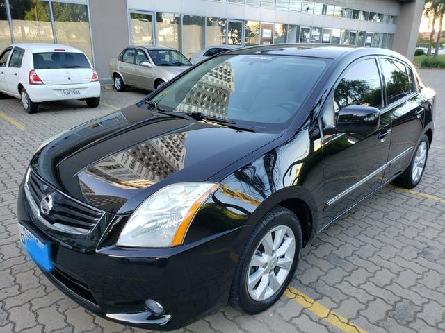 Nissan sentra (com gnv g5) automático ( finan.ent. 7 mil )aceito trocas - Foto 2