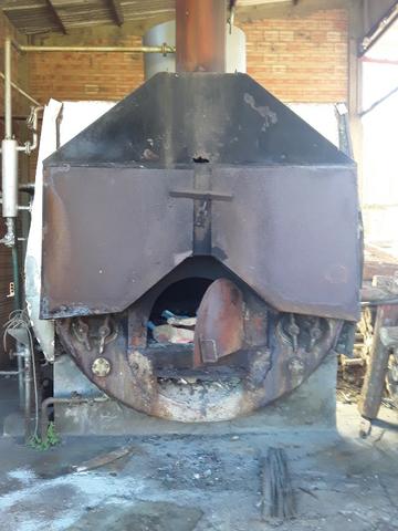 Caldeira Industrial Vapor a Lenha - 2.500Kg de Vapor/Hora e Floculador