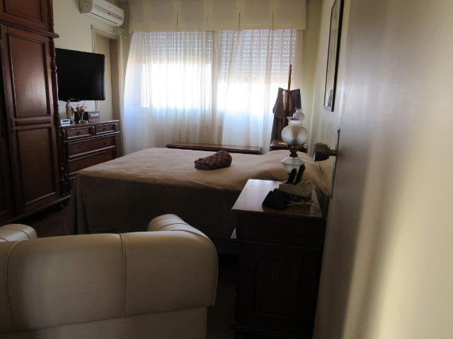 Apartamento três dormitórios,quarto andar - Foto 4