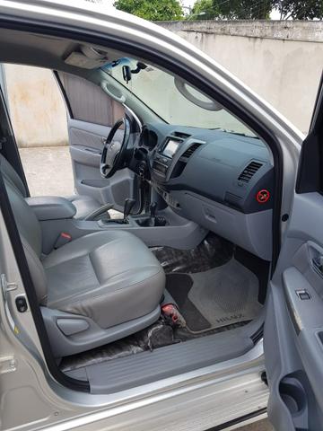 Hilux SRV 2011 automática 3.0 TDI - Foto 6
