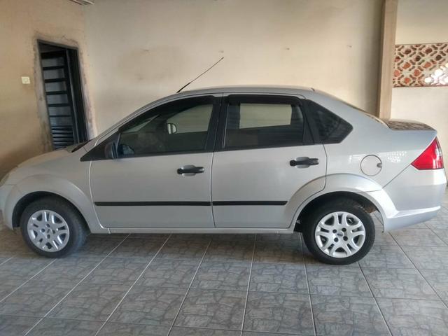 Ford fiesta sedã 1.6 - Foto 6