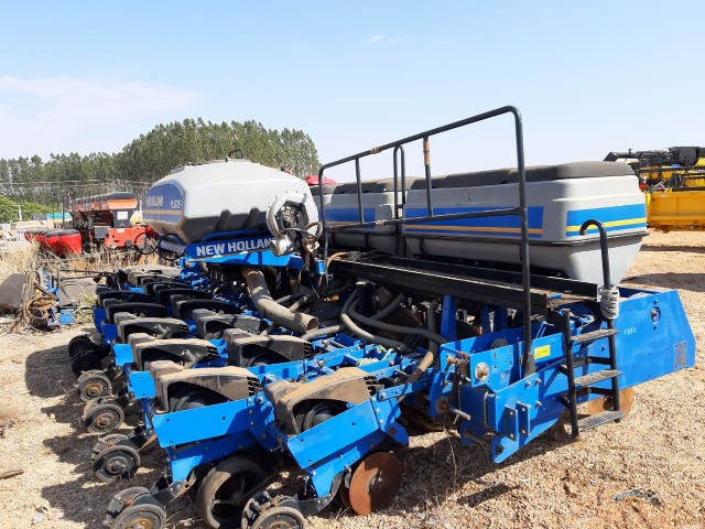 Plantadeira | New Holland | 15 linhas - Foto 3
