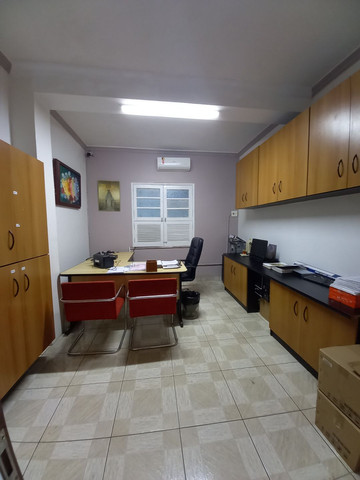 Prédio pra venda no centro medindo 550m2 - Foto 2