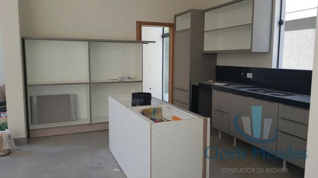 Alphaville 2,nova,302 m2,5 qtos,4 suítes,armários,piscina.vr .1650.000 ,aceita imóvel - Foto 18