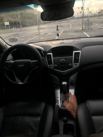 Vendo cruze LT, Gnv, automático banco de couro, carro está revisado, top - Foto 4