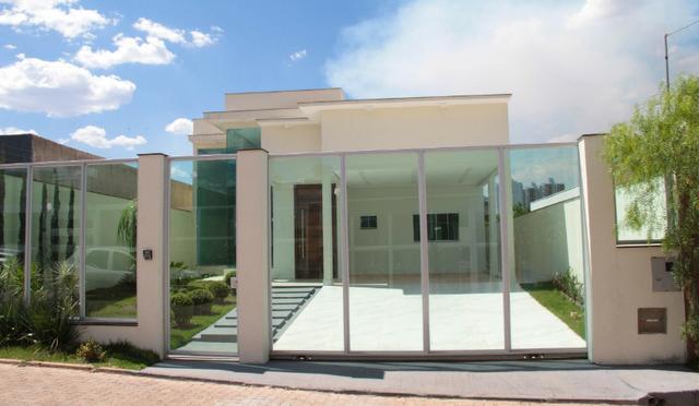 Luxo!!! Aos pés do Park Way, jacuzzi, 03 quartos, todos com closet! - Foto 2