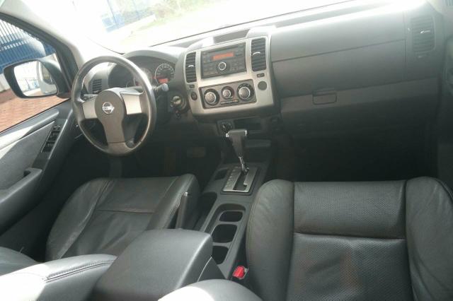 NISSAN FRONTIER CD SV ATTACK 2.5 4x4 DIESEL AT 14-15 - Foto 6