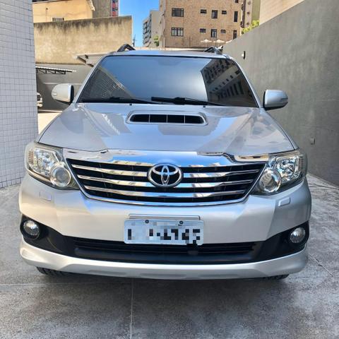 Toyota Hilux Sw4 SRV 3.0 4x4 2012 Blindada - Foto 2