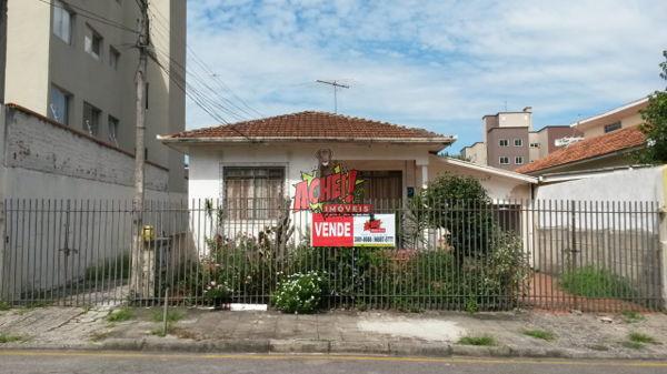 Terreno em rua - Bairro Jardim Botânico em Curitiba