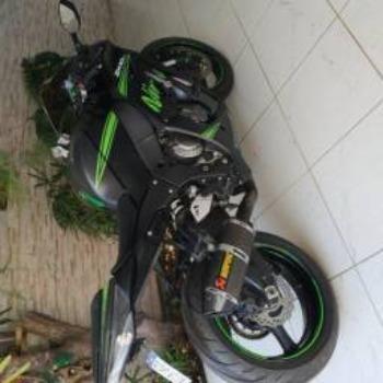 Moto Kawasaki Ninja ZX10R ZX-10R 2015 - Foto 5