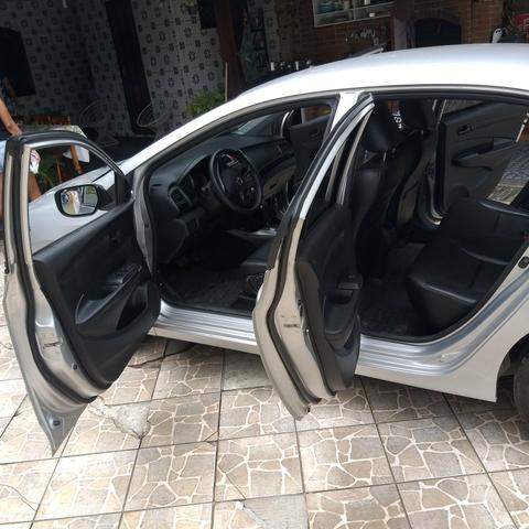 Vende-se um Honda City - Foto 4