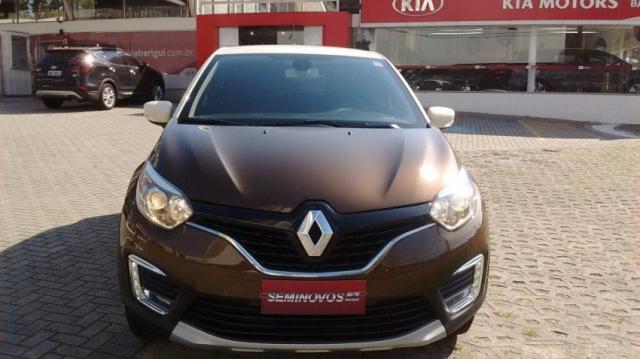 RENAULT CAPTUR INTENSE 1.6 16V SCE CVT X-TRONIC FLEX Marrom 2017/2018 - Foto 8