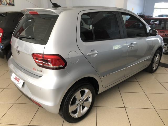 VW - VOLKSWAGEN FOX HIGHLINE1.6 FLEX 16V 5P - Foto 5