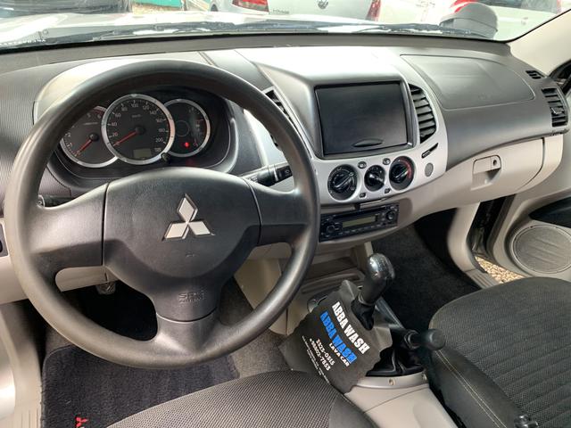 Mitsubishi L200 Triton 2015 - Foto 5