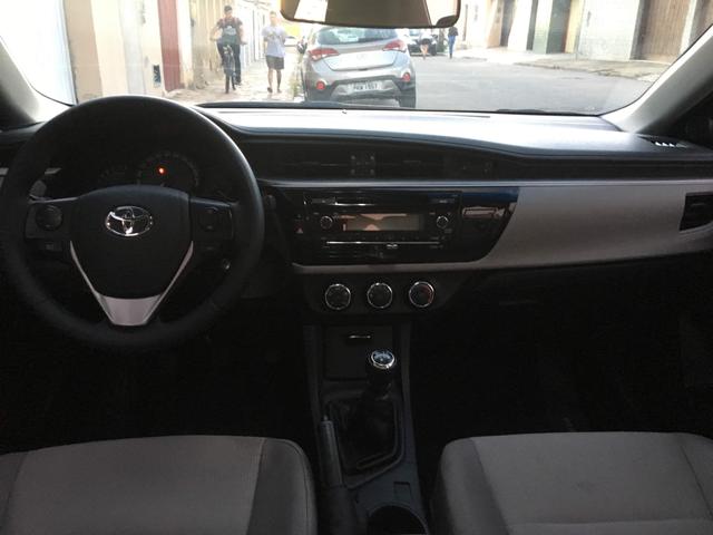Vendo corolla gli 1.8 manual 2014/2015 - Foto 12