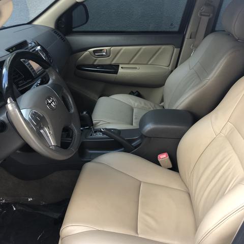 Toyota Hilux Sw4 SRV 3.0 4x4 2012 Blindada - Foto 8