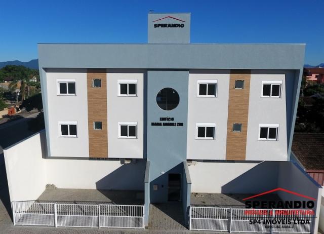 Apartamento novo na região Central de Itapema do Norte