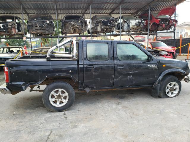Sucata Nissan frontier 2002. diesel 4x4 - Foto 4