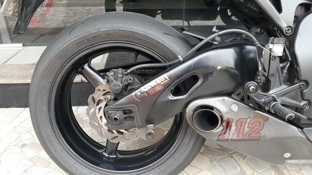 CBR 1000RR Preta - Foto 2