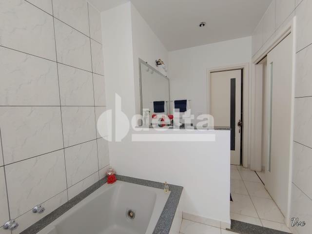 Casa à venda com 3 dormitórios em Jardim karaíba, Uberlândia cod:33979 - Foto 3