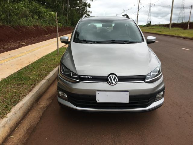 Vendo Volkswagen Crossfox 1.6 2015 Único dono. Aceito trocas de menor valor - Foto 5