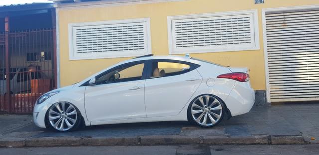 Hyundai Elantra leia o anúncio - Foto 5