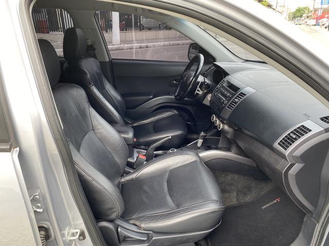 Mitsubishi outlander 4x4 Automatica - Foto 7