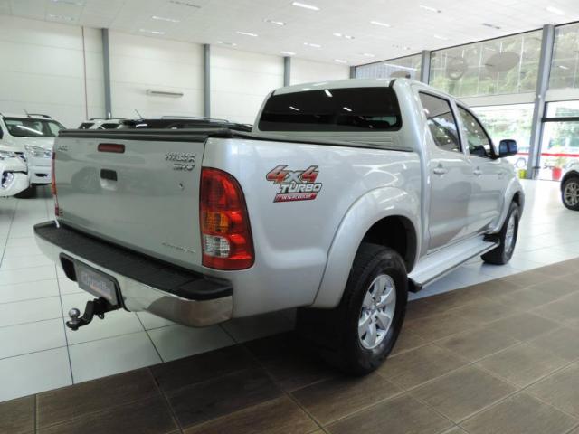 Toyota Hilux SRV CD 4X4 - Foto 6